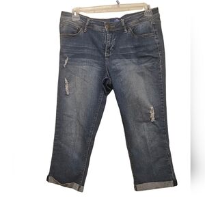 Royalty For Me Women's tattered capris